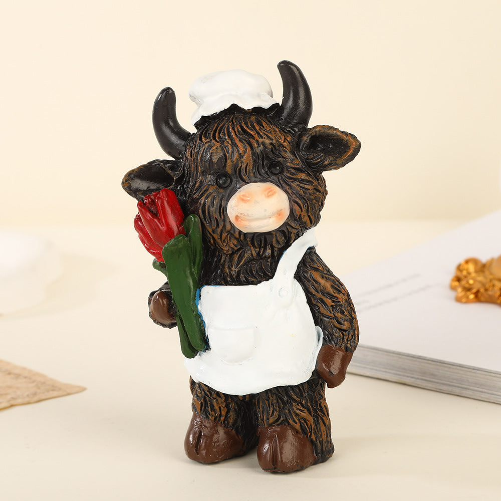 Desktop ornaments featuring a pair of cows as decorative items